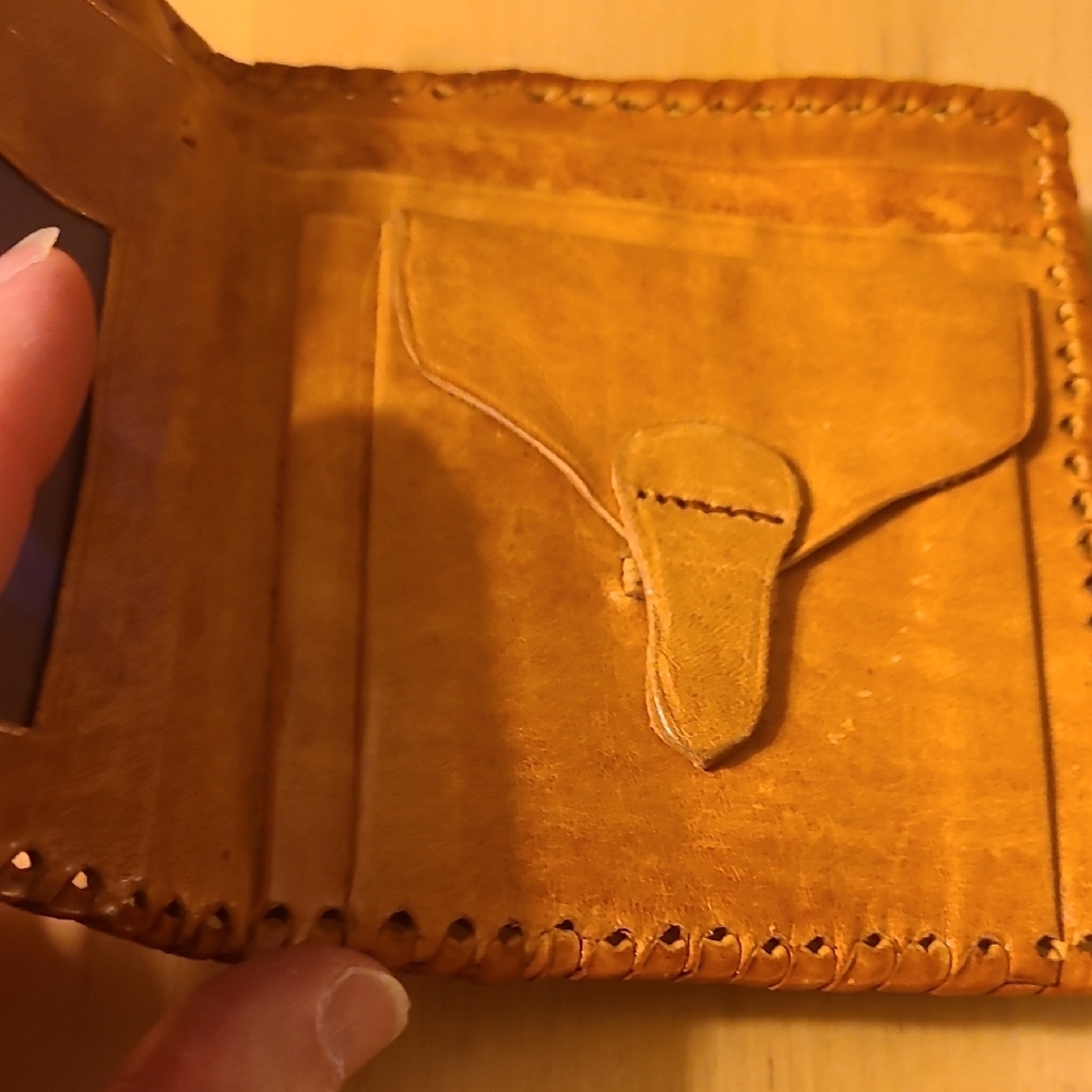 Artisan Tan Leather Wallet with Elephant Design - Picture 6 of 6